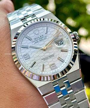 ROLEX 127344 LAND DWELLER